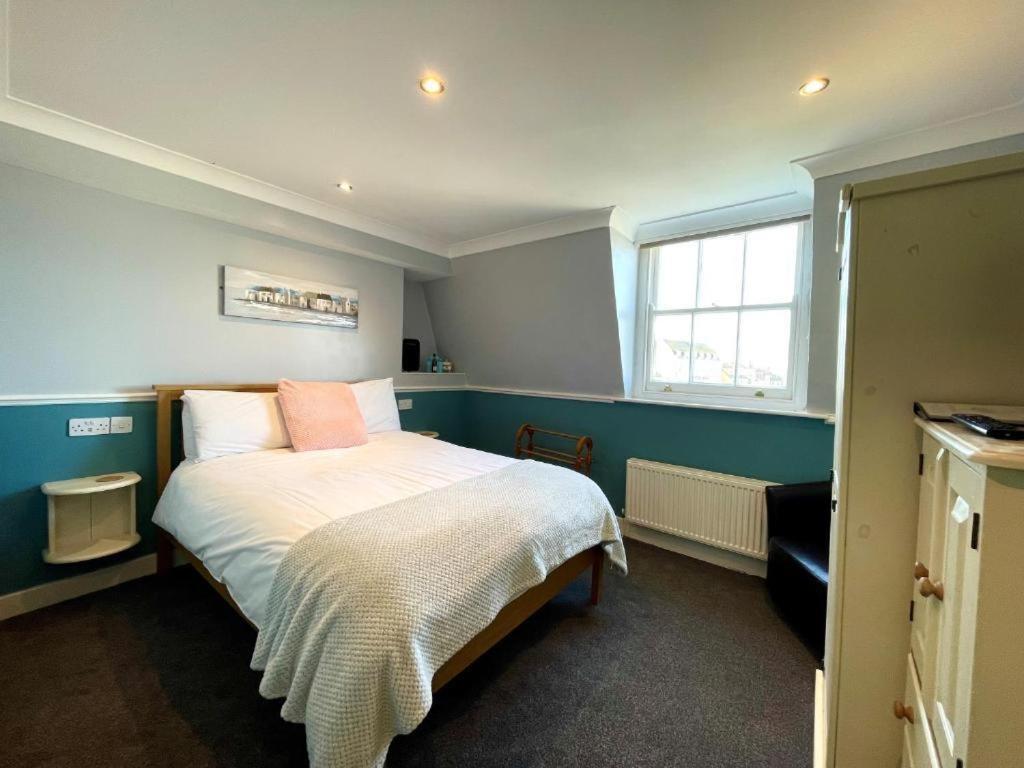 Bayliss Hall Guesthouse Γουέιμουθ Εξωτερικό φωτογραφία
