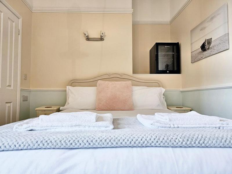 Bayliss Hall Guesthouse Γουέιμουθ Εξωτερικό φωτογραφία
